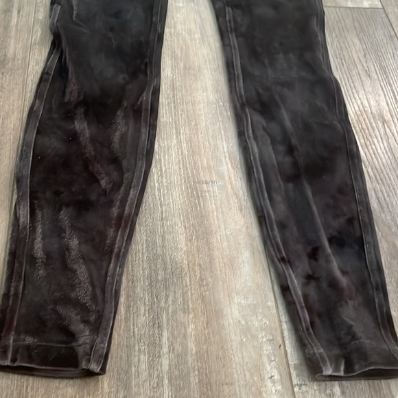 Lululemon Wunder Lounge High-Rise Tight Velvet Leggings size 4 - Picture 5 of 8
